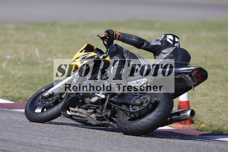 /10 20.04.2026  Pluess Moto Sport ADR/Freies Fahren/88